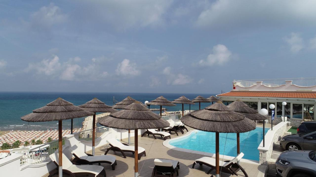 Hotel Incanto Пескичи Экстерьер фото
